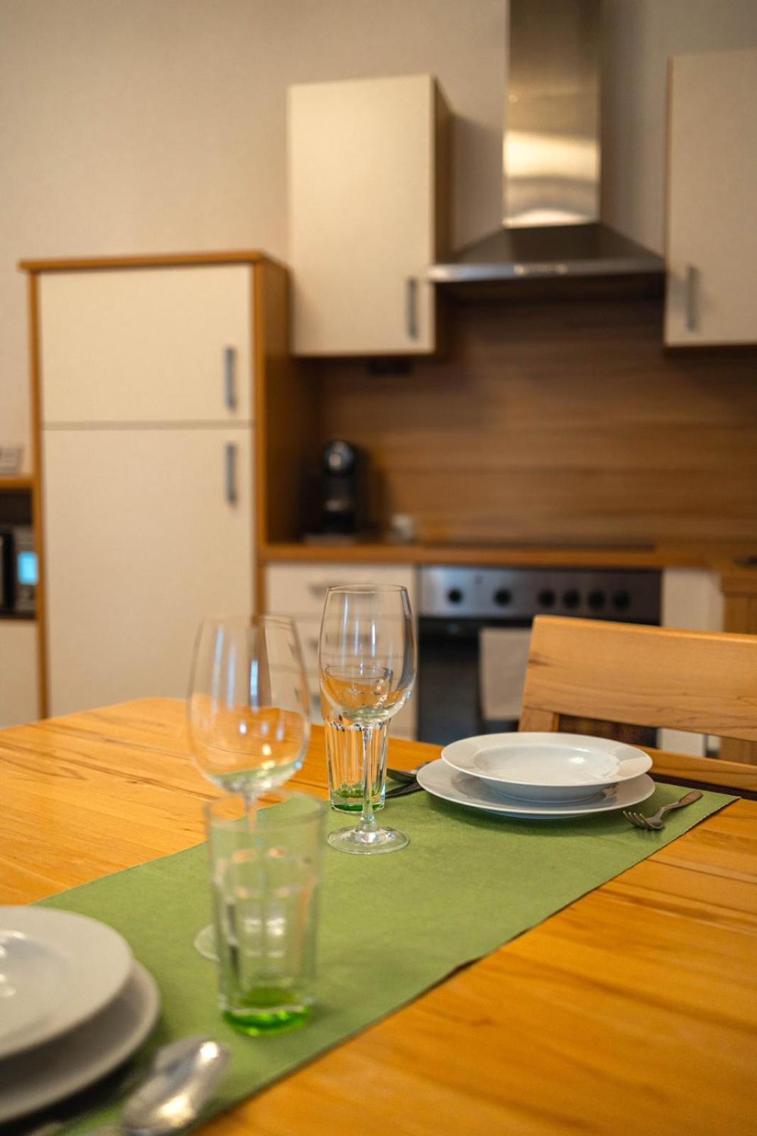 Orchidea Apartman Mosonmagyarovar Bagian luar foto