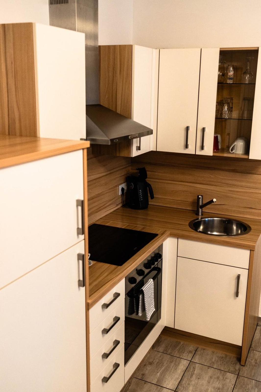 Orchidea Apartman Mosonmagyarovar Bagian luar foto
